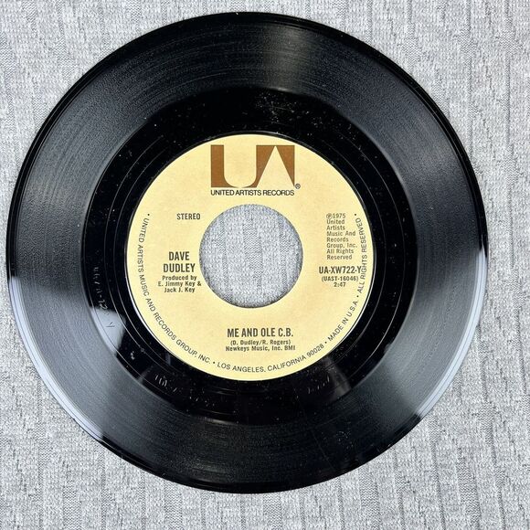 Vintage 45 RPM record Dave Dudley, United Artist Records Country Western blues - Picture 3 of 4